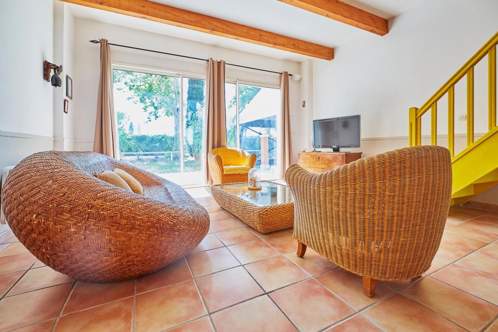 Mas Du Versadou, Dans Un Espace Naturel Protege, Piscine Couverte Chauffee Toute L'Annee, Spa Et Salle De Jeux Saint-Gilles  Room photo
